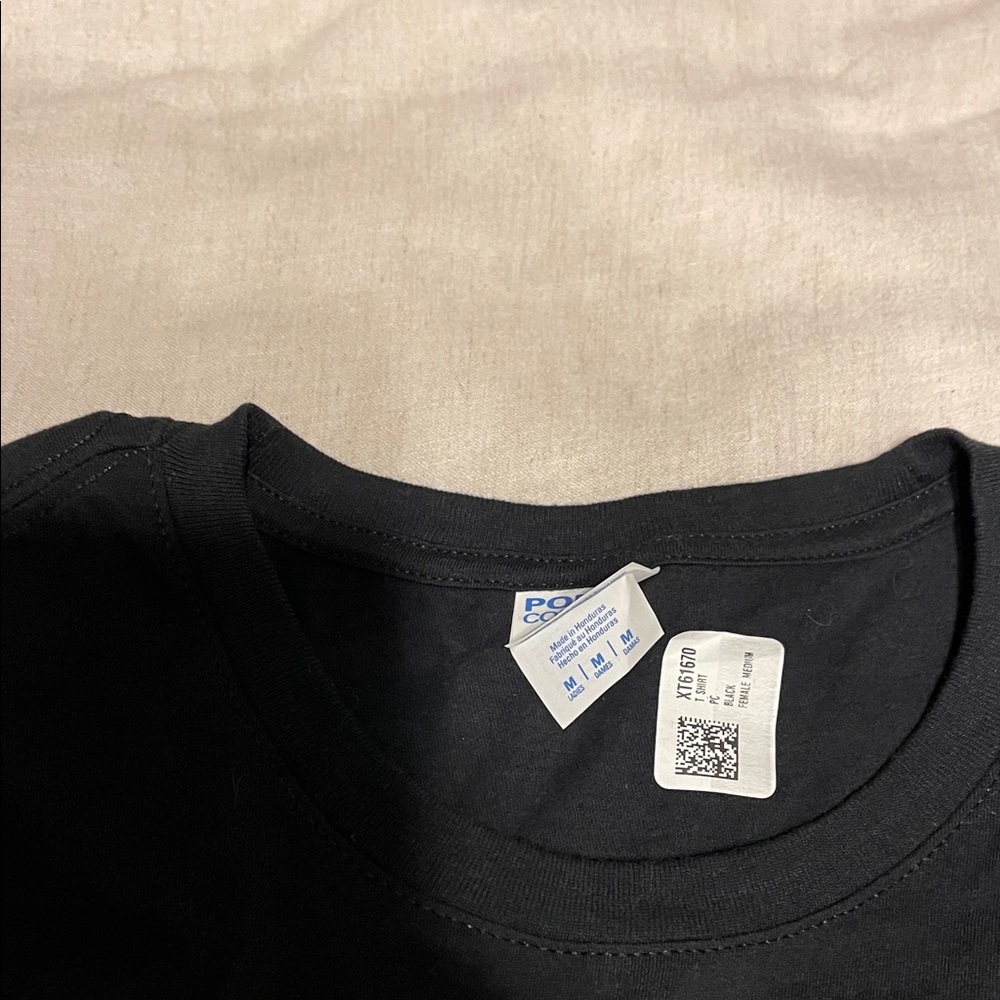 ER Nurse Black T-Shirt - Picture 2 of 3